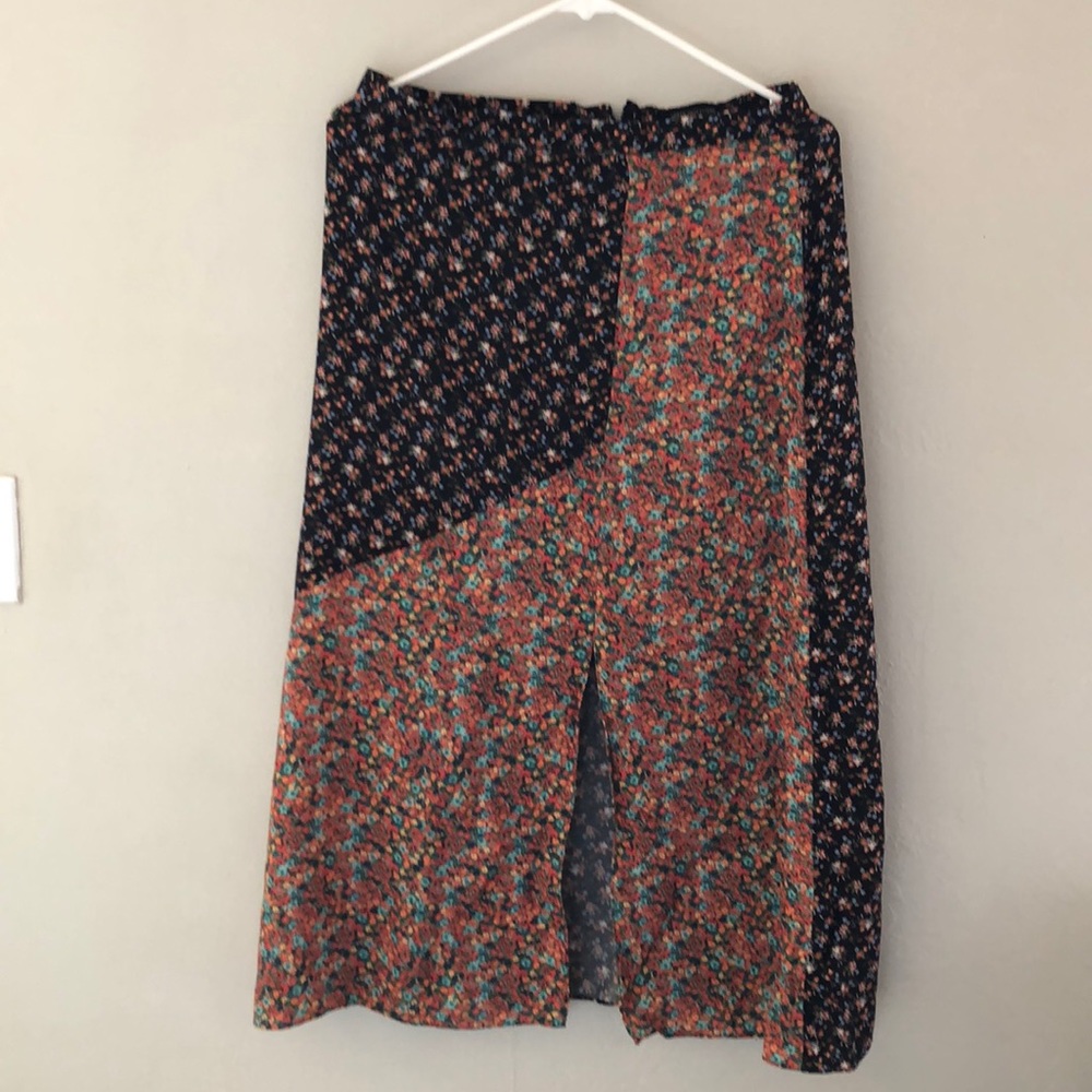 Long flowered patch skirt